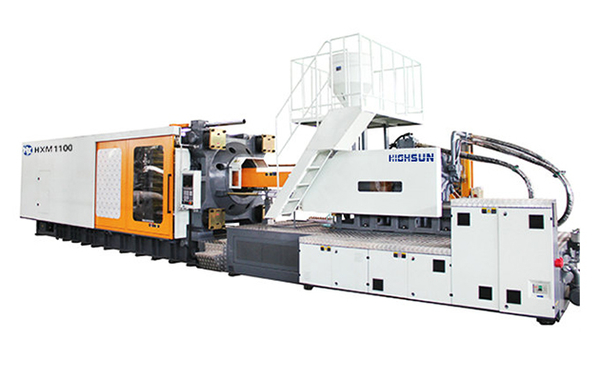 The operating temperature of the injection molding machine should be controlled